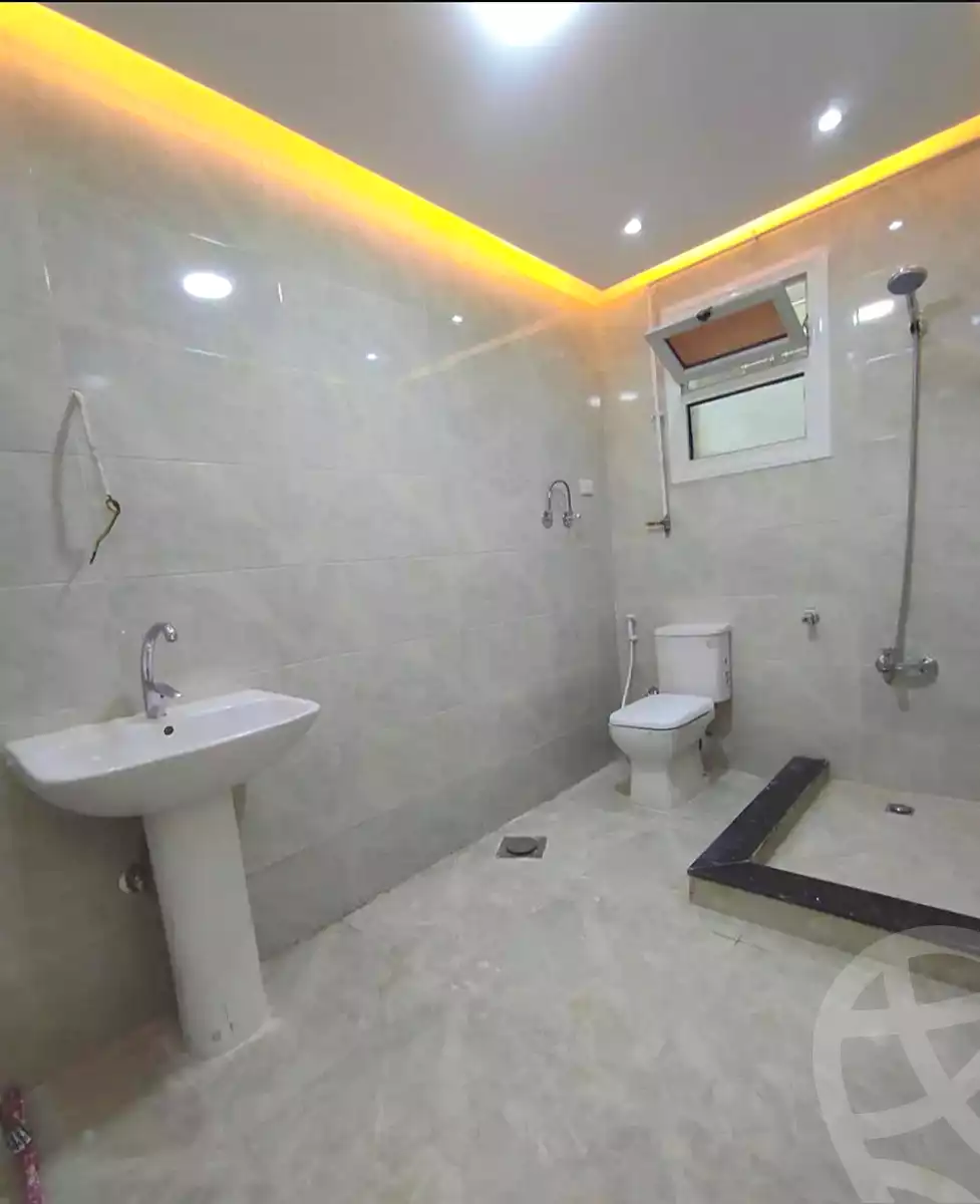 https://aqarmap.com.eg/ar/listing/7146692-for-sale-alexandria-el-asafra-l-sfr-bhry-el-geish-rd