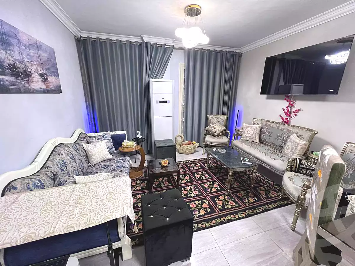 https://aqarmap.com.eg/en/listing/7146973-for-rent-cairo-6th-of-october-compounds-jn-ktwbr