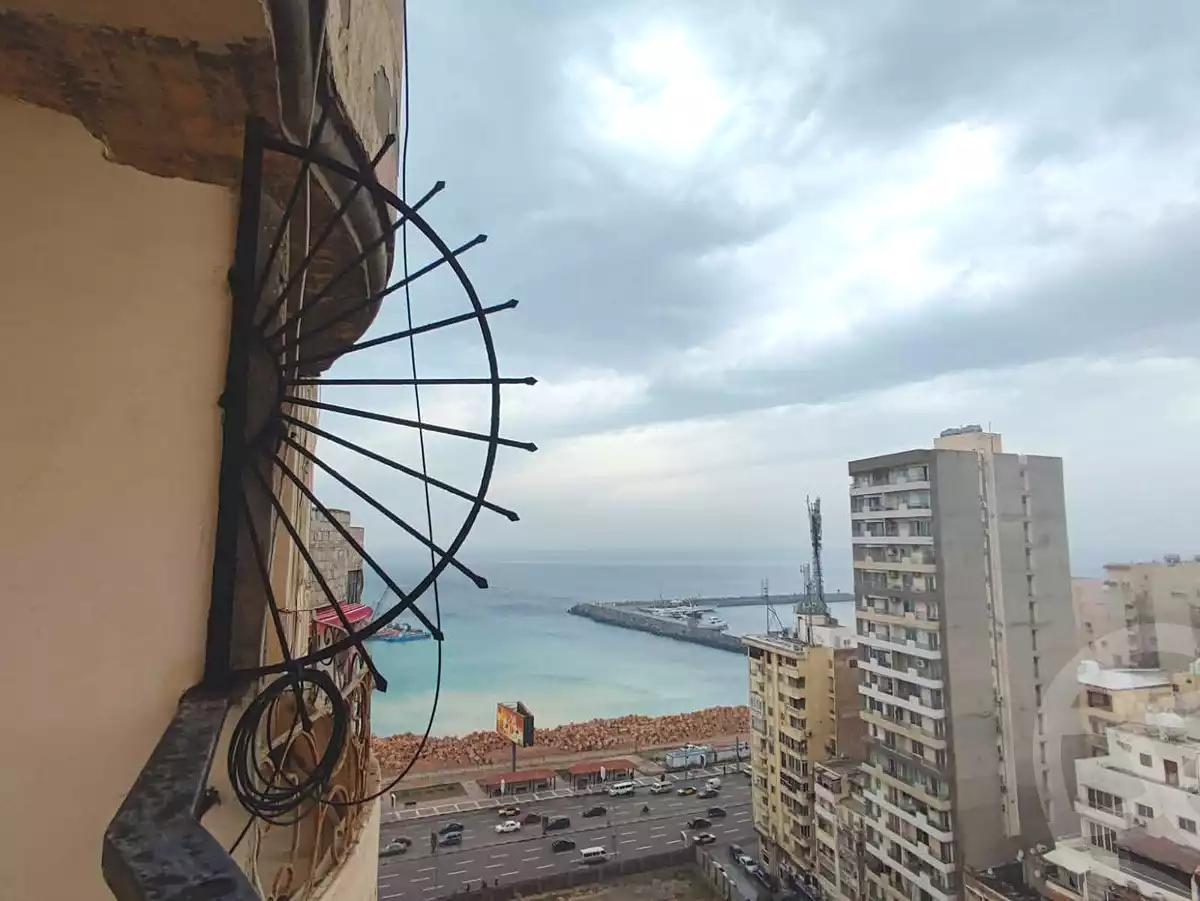 https://aqarmap.com.eg/en/listing/7147009-for-rent-alexandria-lauran