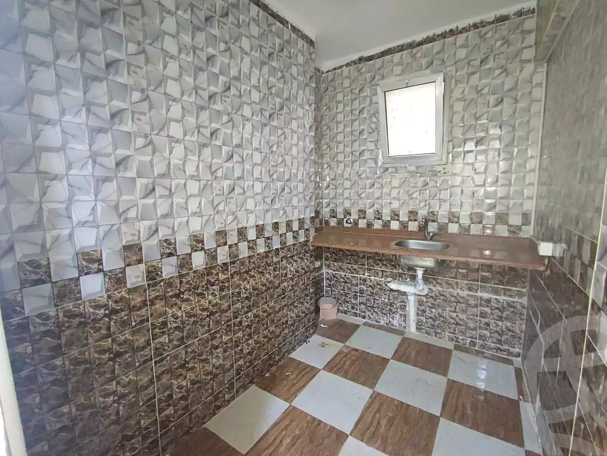 https://aqarmap.com.eg/en/listing/7147009-for-rent-alexandria-lauran
