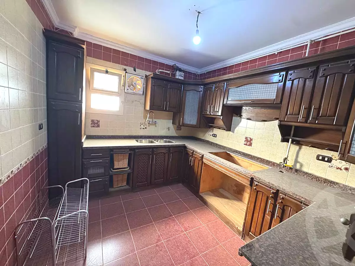 https://aqarmap.com.eg/ar/listing/7147017-for-rent-cairo-6th-of-october-el-ahyaa-neighborhood-8th-el-tahrir-rd