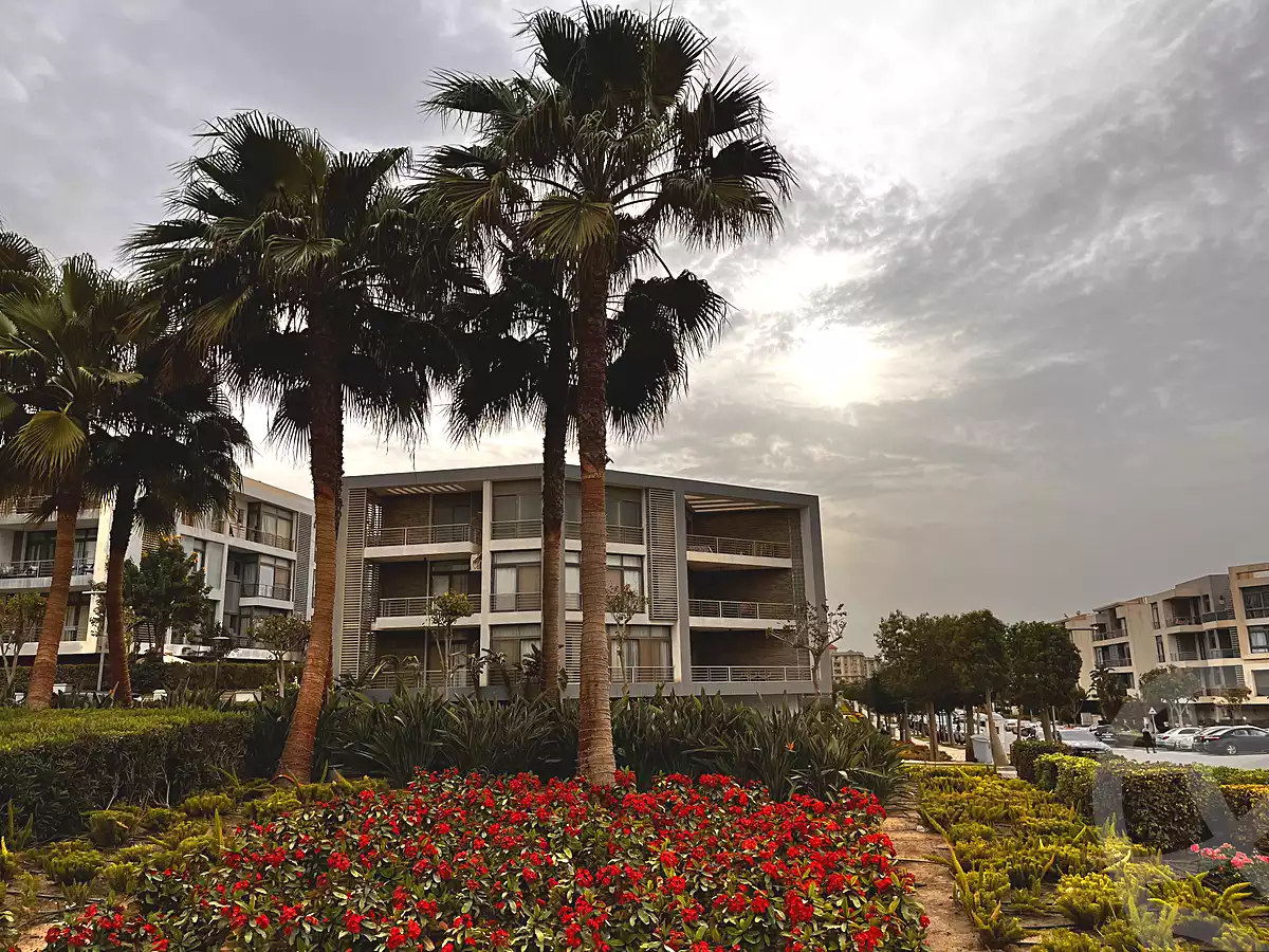 https://aqarmap.com.eg/ar/listing/7147094-for-sale-cairo-new-cairo-compounds-sarai-elan-sarai-compound