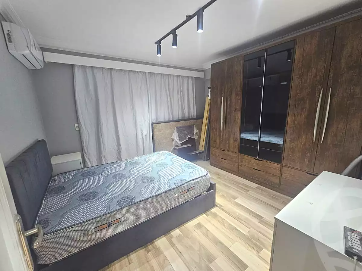 https://aqarmap.com.eg/ar/listing/7147250-for-rent-cairo-6th-of-october-compounds-jn-ktwbr