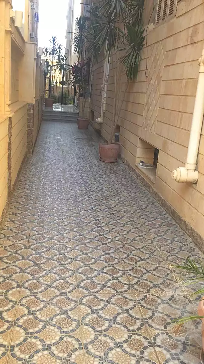 https://aqarmap.com.eg/ar/listing/7147297-for-sale-cairo-new-cairo-el-narges-el-narges-omarat-mohamed-sabry-abu-alam-st