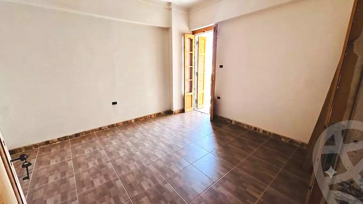 https://aqarmap.com.eg/en/listing/7147372-for-sale-alexandria-el-asafra-l-sfr-bhry