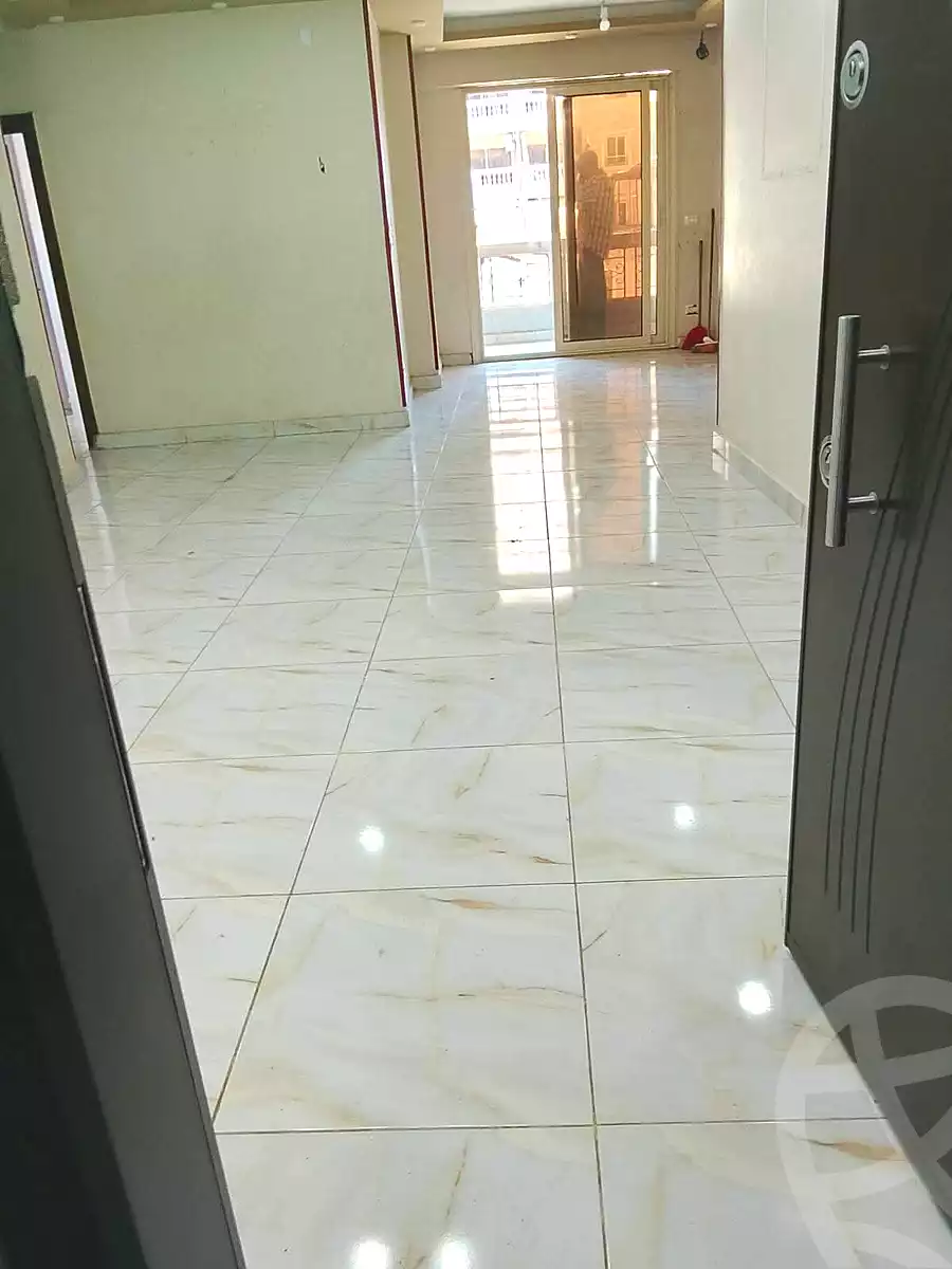 https://aqarmap.com.eg/en/listing/7147521-for-sale-alexandria-camp-cesar