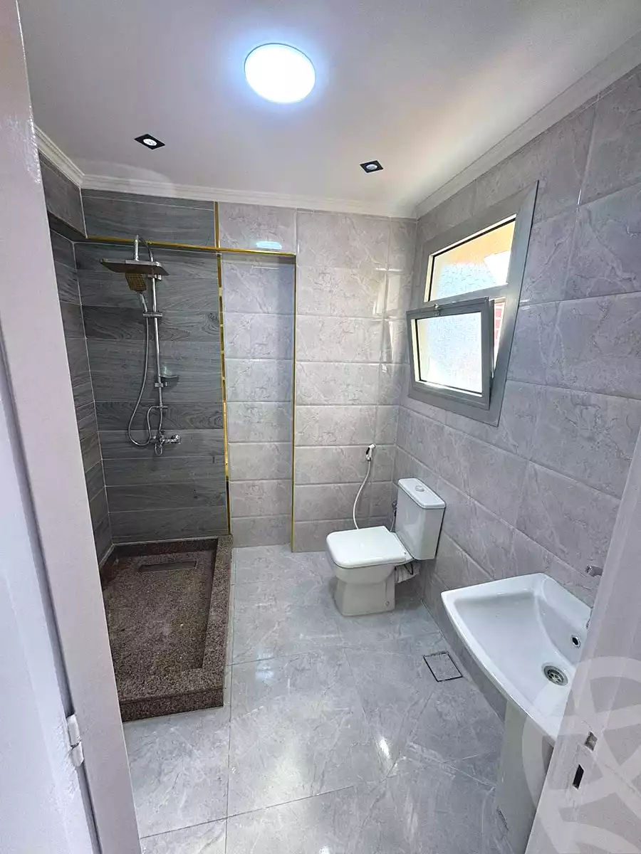 https://aqarmap.com.eg/ar/listing/7147590-for-sale-alexandria-el-asafra-shr-45