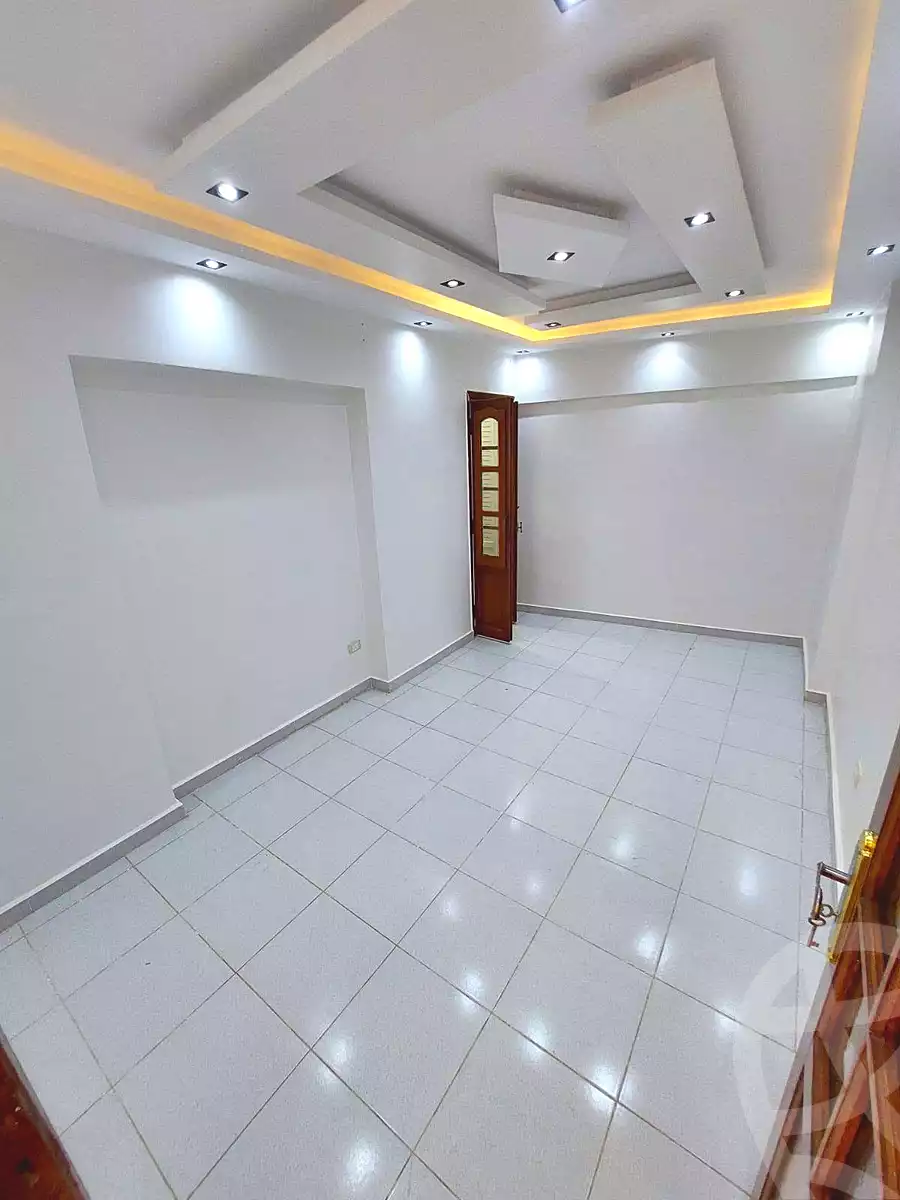 https://aqarmap.com.eg/en/listing/7147709-for-sale-alexandria-sydy-bshr-sydy-bshr-bhry-shr-mhmwd-l-yswy