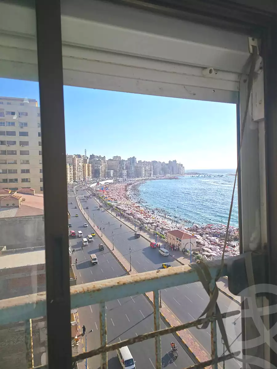 https://aqarmap.com.eg/ar/listing/7148111-for-sale-alexandria-el-asafra-l-sfr-bhry-el-geish-rd