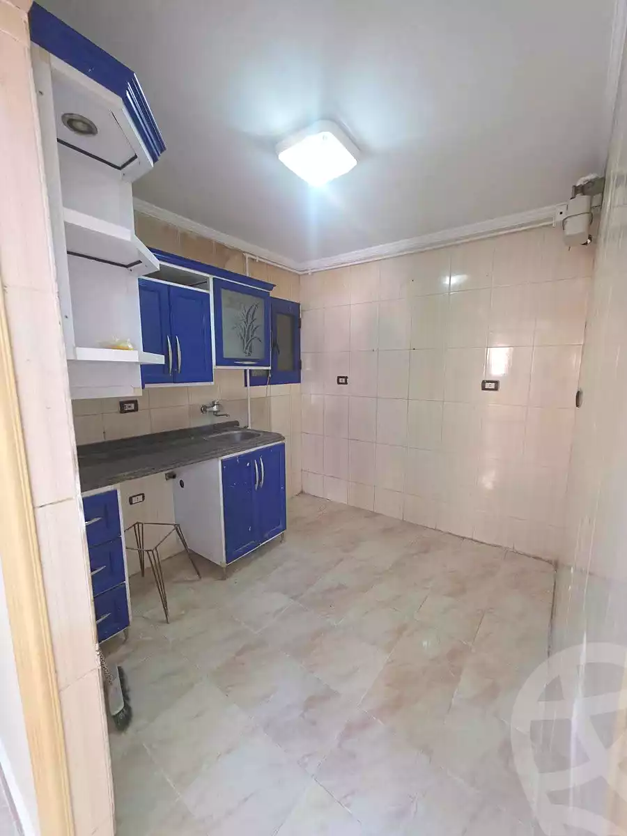 https://aqarmap.com.eg/en/listing/7148118-for-sale-alexandria-sydy-bshr-sydy-bshr-bhry-shr-mhmwd-l-yswy