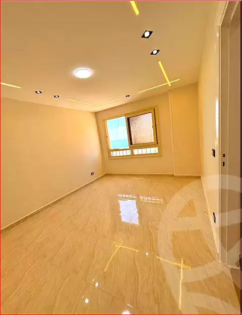 https://aqarmap.com.eg/ar/listing/7148125-for-sale-alexandria-miami-el-gaish-rd-st