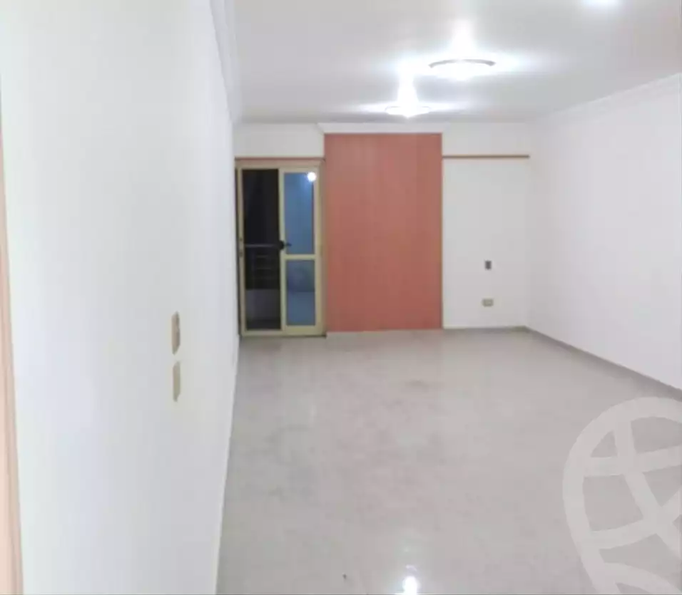 https://aqarmap.com.eg/en/listing/7148168-for-sale-alexandria-el-asafra-sadiqat-al-ketab-al-moqadas-st