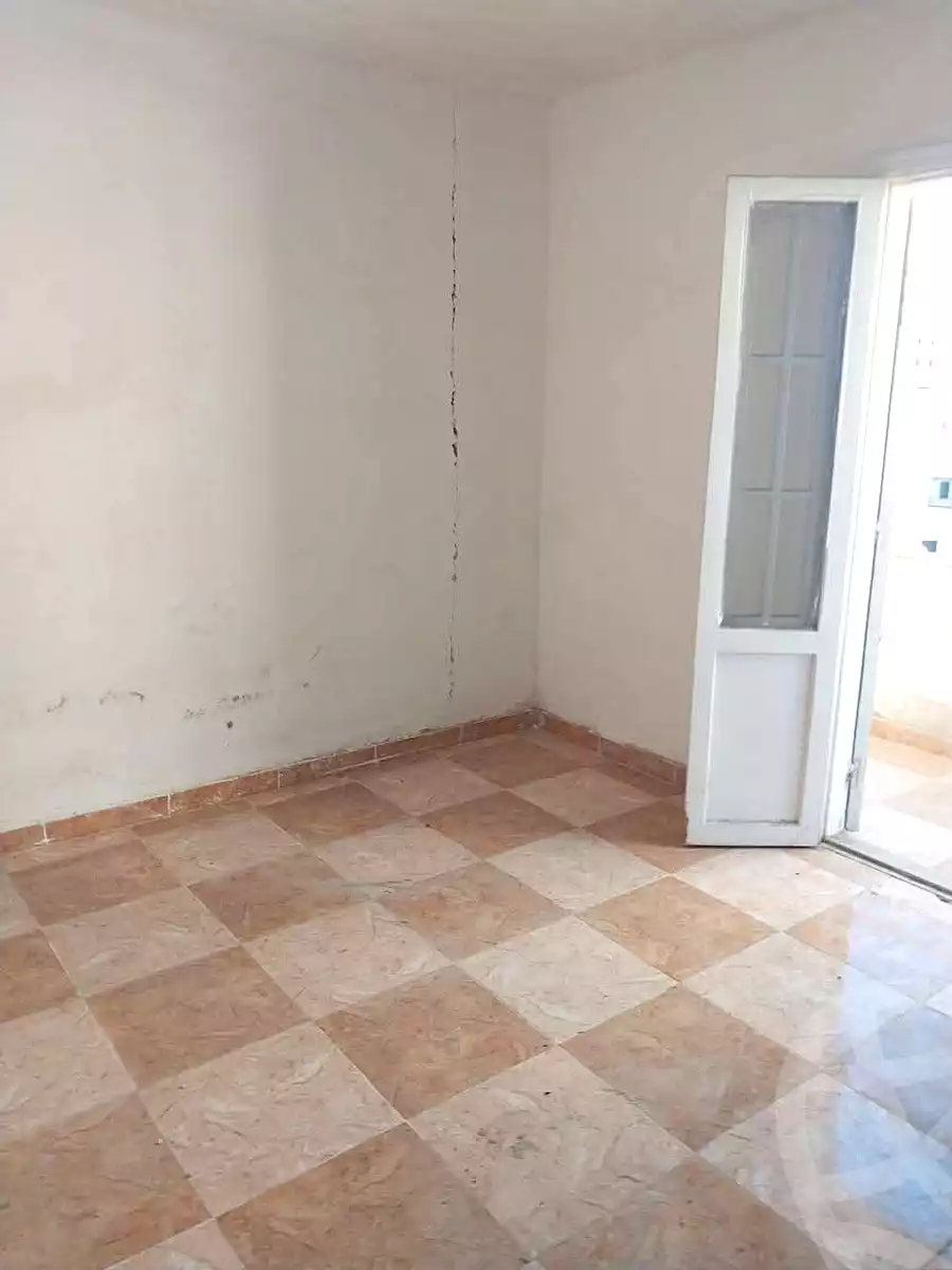 https://aqarmap.com.eg/ar/listing/7148309-for-sale-alexandria-al-agamy-el-hanouvel-el-salam-st