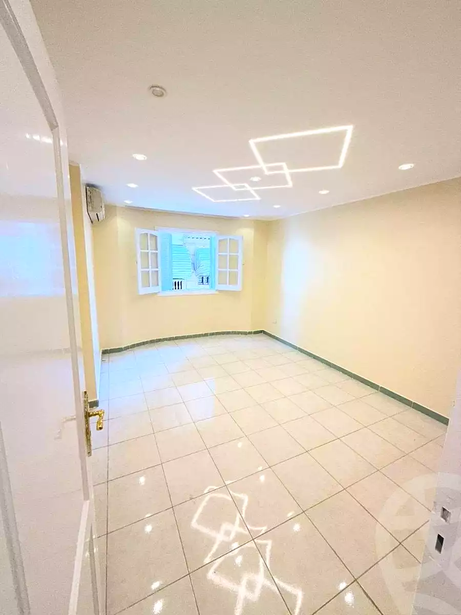 https://aqarmap.com.eg/ar/listing/7148375-for-sale-alexandria-miami-45-street