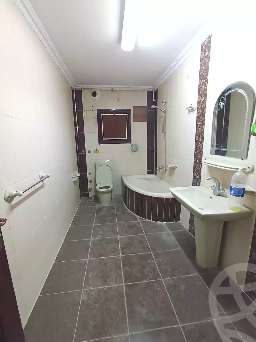 https://aqarmap.com.eg/en/listing/7148434-for-rent-cairo-helwan-mostafa-fahmy-st