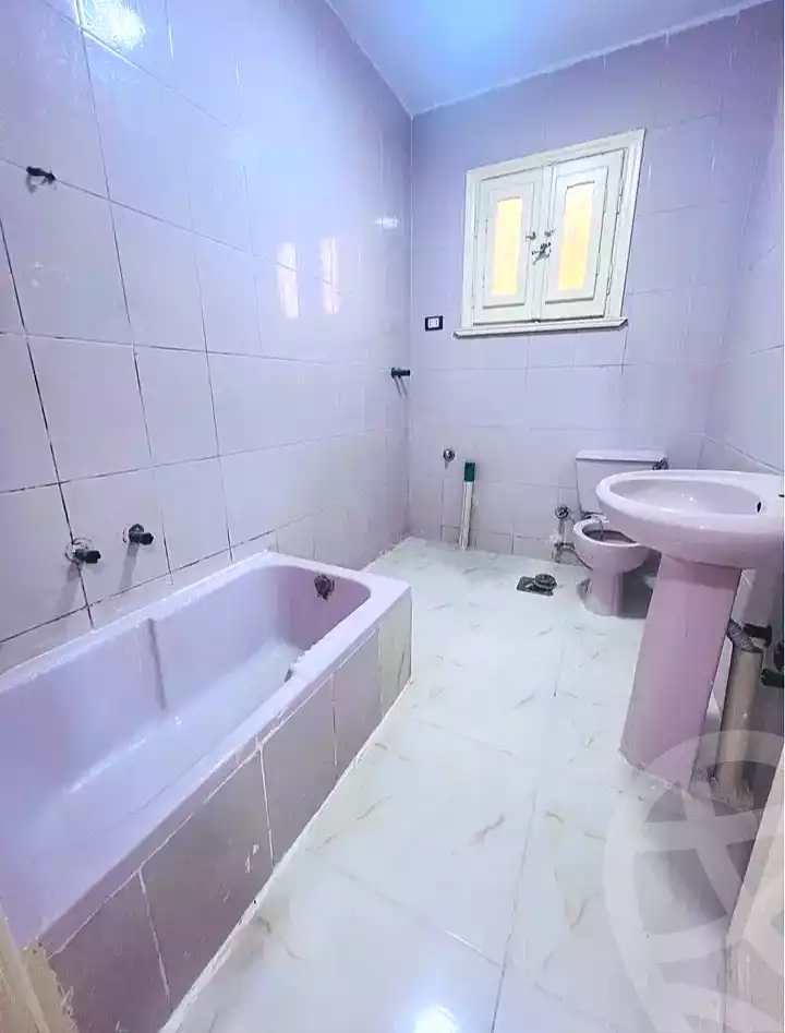 https://aqarmap.com.eg/ar/listing/7148430-for-sale-alexandria-al-agamy-shataa-el-nakheel