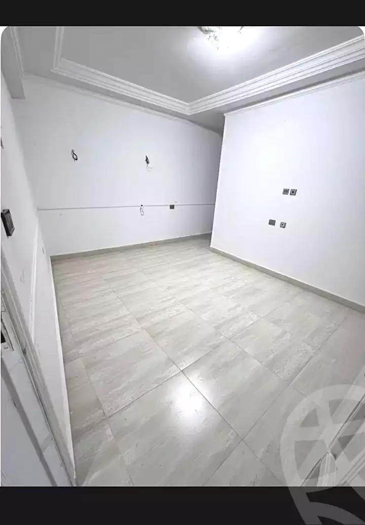 https://aqarmap.com.eg/ar/listing/7148451-for-sale-alexandria-al-agamy-lbytsh-qased-kareem-st