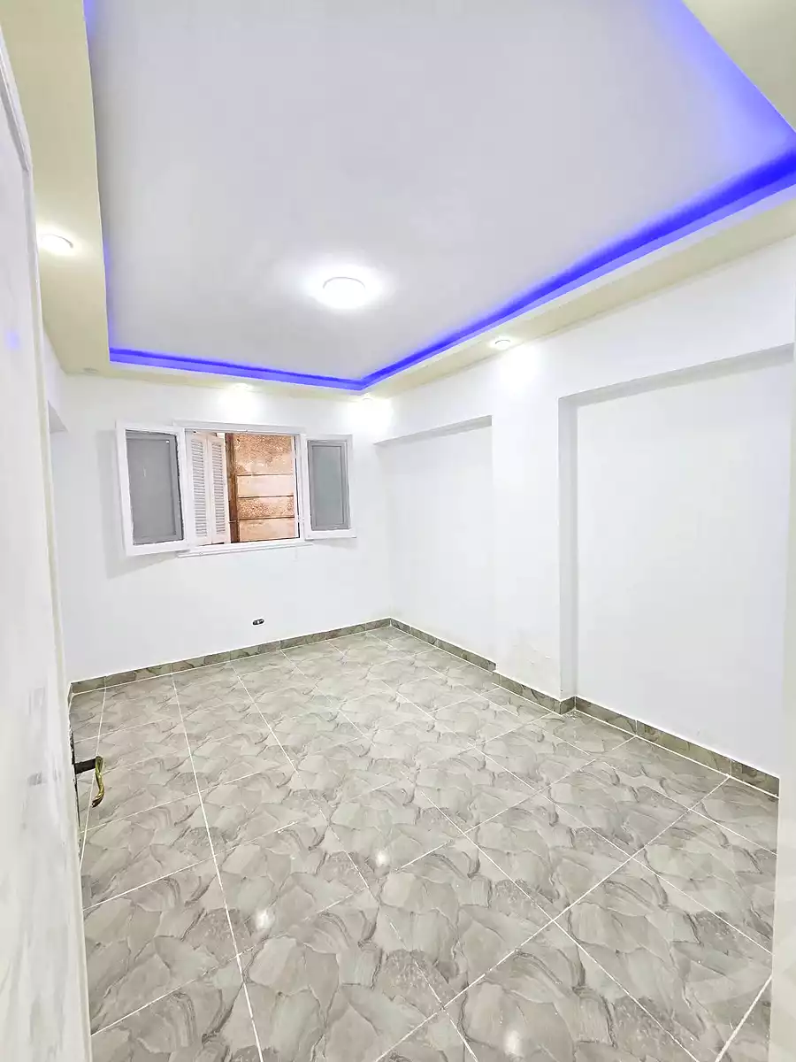 https://aqarmap.com.eg/ar/listing/7148984-for-sale-alexandria-al-agamy-shataa-el-nakheel-street-35