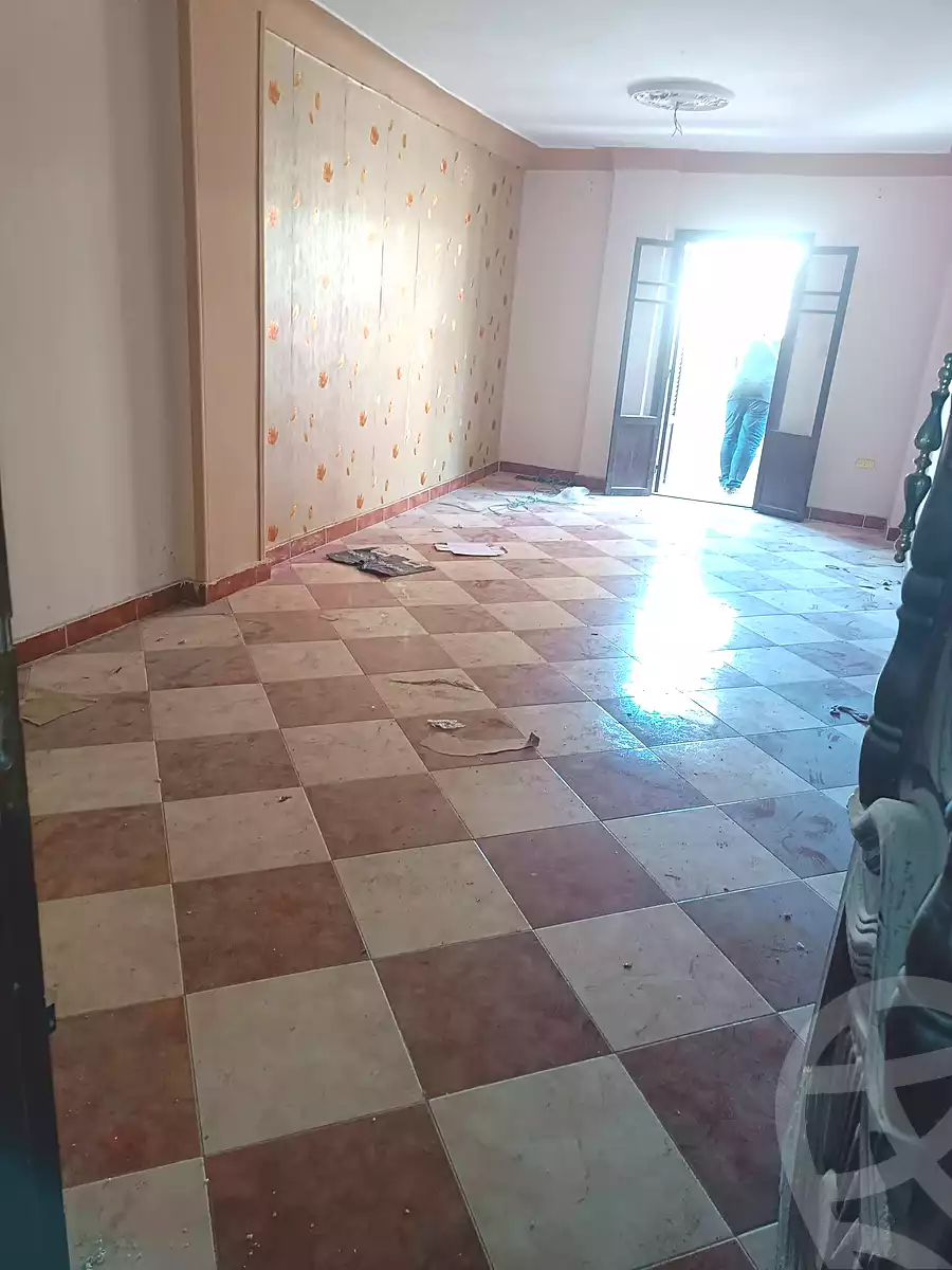 https://aqarmap.com.eg/en/listing/7149419-for-rent-alexandria-al-agamy-el-hanouvel-el-salam-st