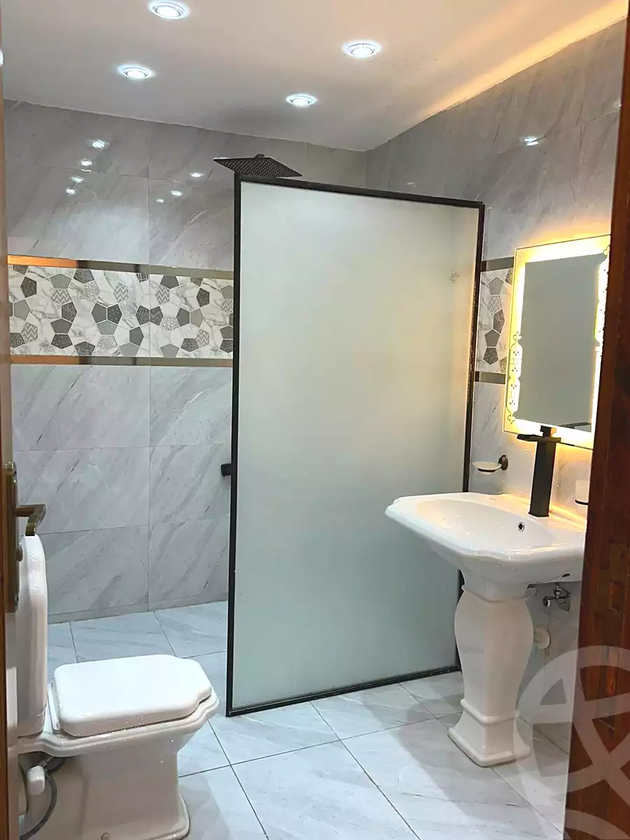 https://aqarmap.com.eg/en/listing/7149479-for-sale-cairo-ain-shams-asham-allah-st