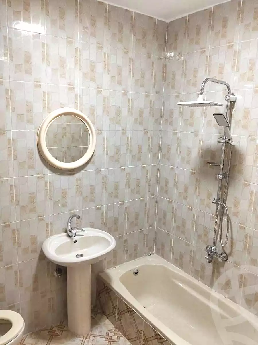 https://aqarmap.com.eg/ar/listing/7149801-for-sale-alexandria-al-agamy-lbytsh-el-hay-st