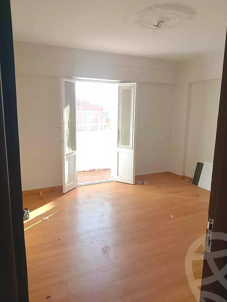 https://aqarmap.com.eg/ar/listing/7149921-for-sale-alexandria-al-agamy-el-hanouvel-el-salam-st