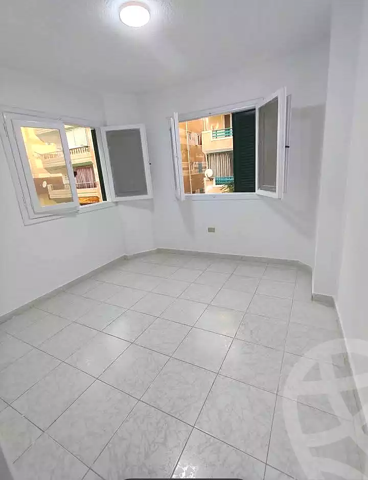 https://aqarmap.com.eg/en/listing/7150565-for-sale-alexandria-al-agamy-shataa-el-nakheel