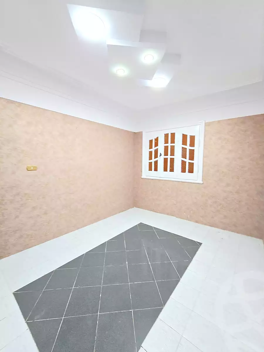 https://aqarmap.com.eg/en/listing/7150647-for-sale-alexandria-al-agamy-shataa-el-nakheel