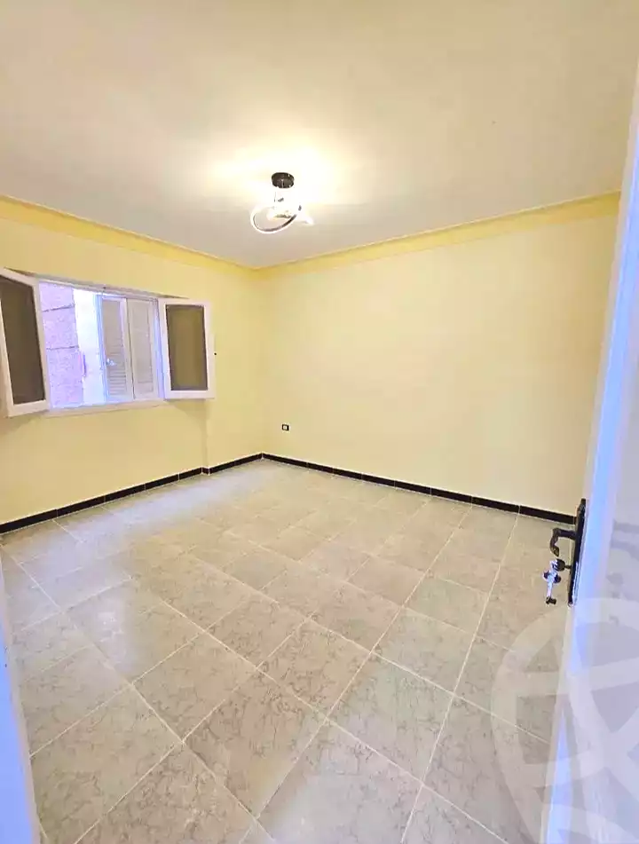 https://aqarmap.com.eg/ar/listing/7150822-for-sale-alexandria-al-agamy-shataa-el-nakheel