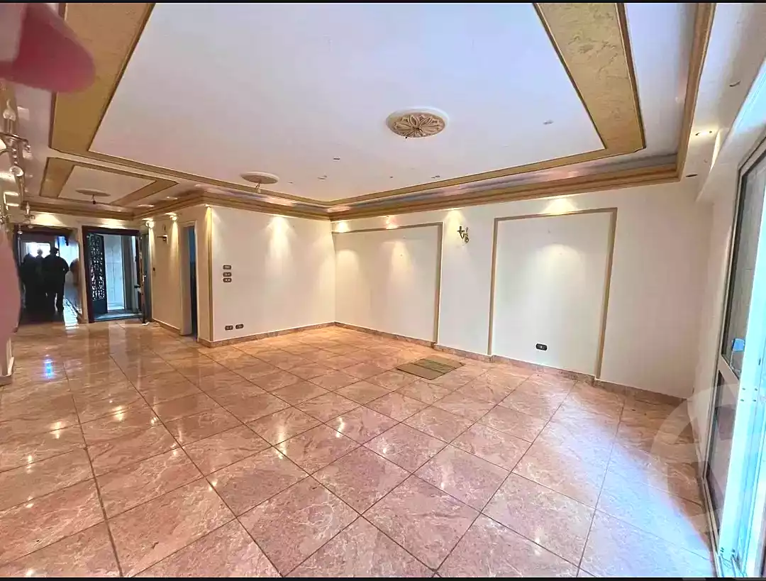 https://aqarmap.com.eg/en/listing/7150914-for-rent-alexandria-camp-cesar