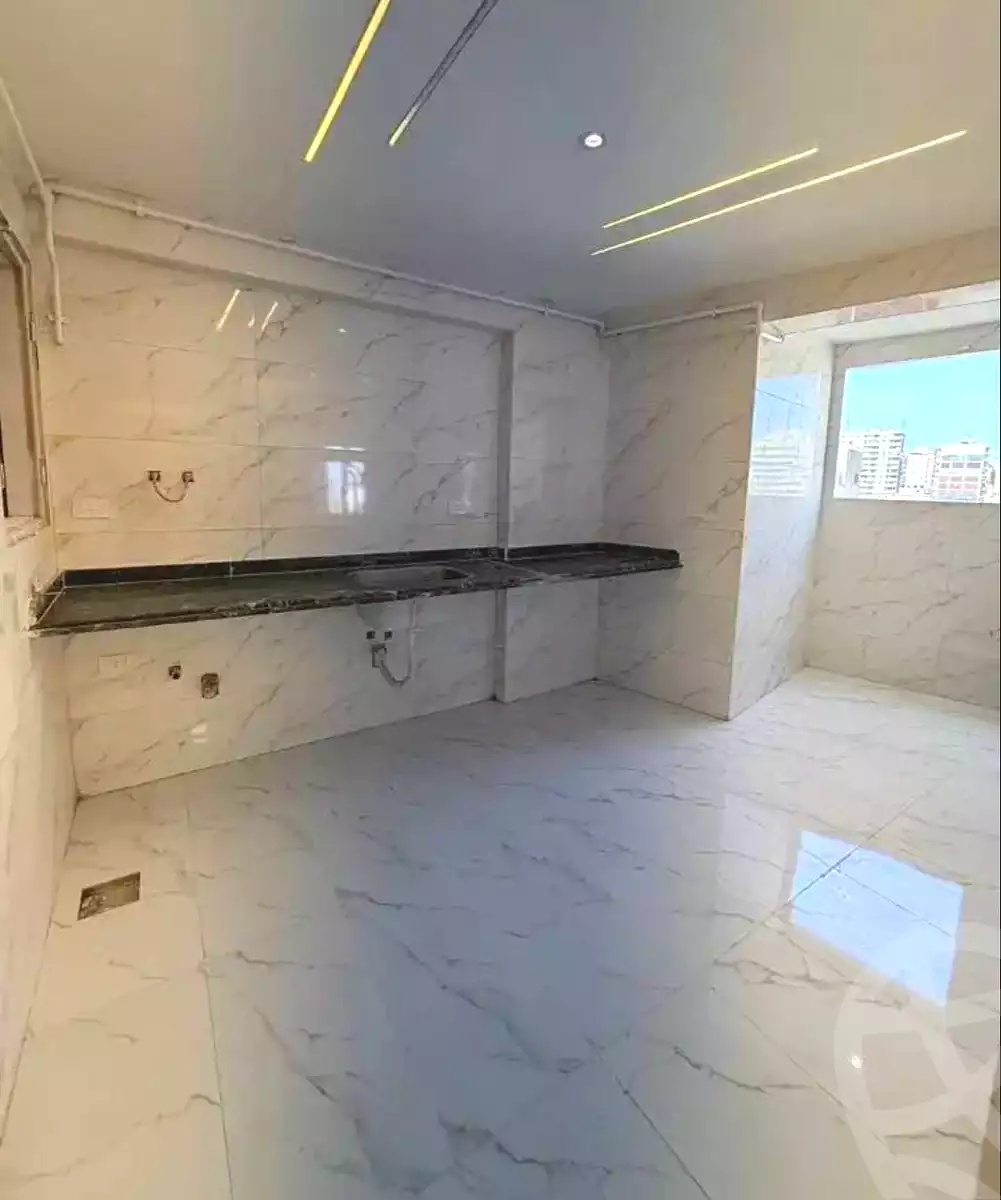 https://aqarmap.com.eg/ar/listing/7150986-for-sale-alexandria-sydy-bshr-sydy-bshr-bhry-shr-mhmwd-l-yswy