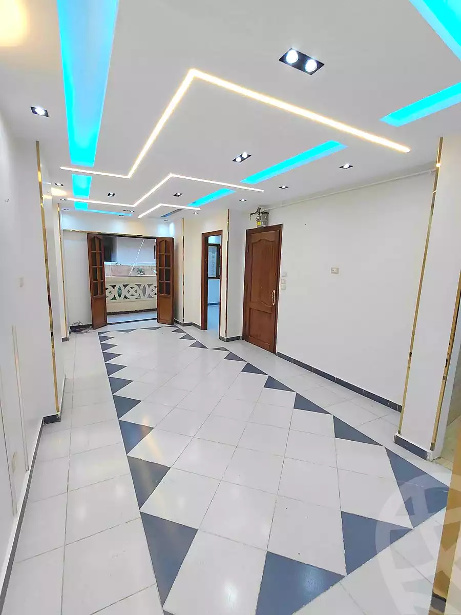 https://aqarmap.com.eg/en/listing/7151001-for-sale-alexandria-sydy-bshr-sydy-bshr-bhry-shr-mhmwd-l-yswy