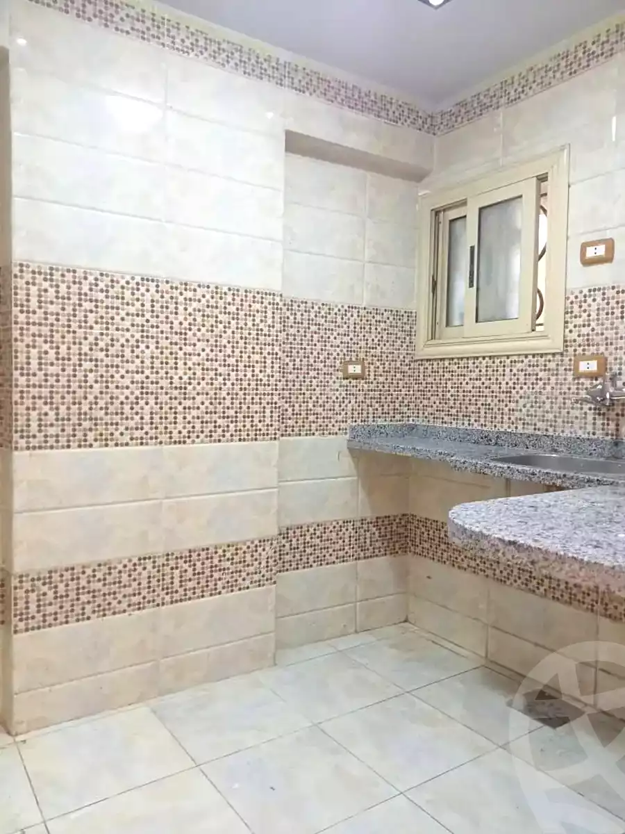 https://aqarmap.com.eg/ar/listing/7151430-for-sale-alexandria-sydy-bshr-sydy-bshr-bhry-shr-khld-bn-lwlyd