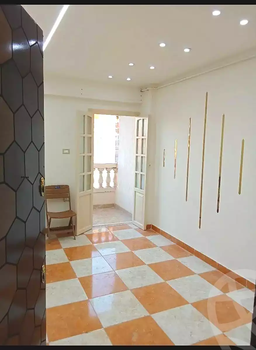 https://aqarmap.com.eg/ar/listing/7151516-for-sale-alexandria-el-asafra-shr-45