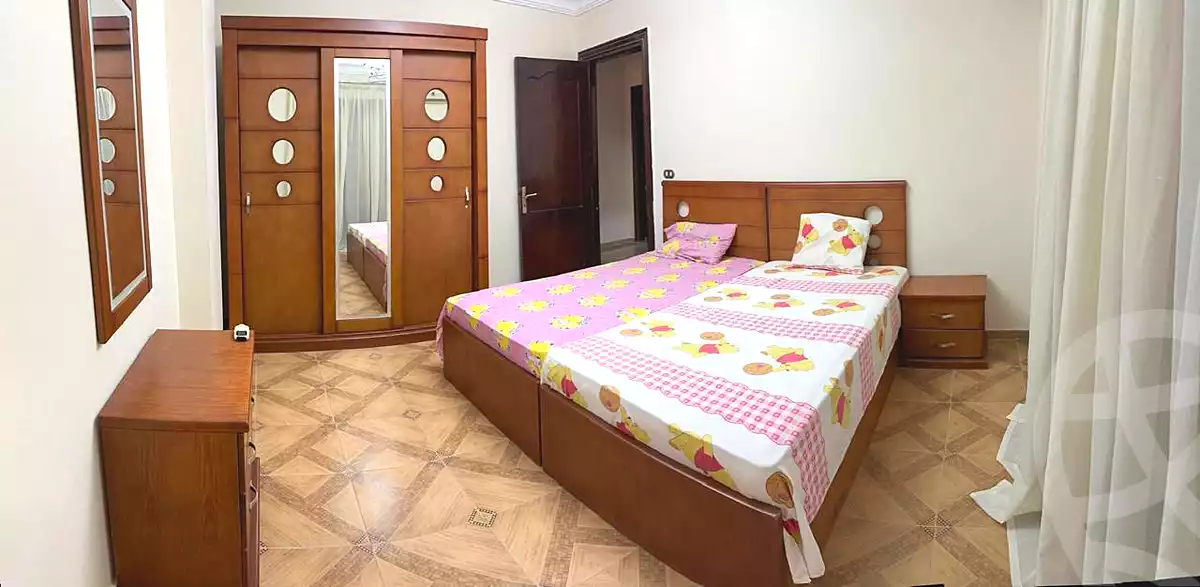 https://aqarmap.com.eg/en/listing/7151875-for-rent-cairo-new-cairo-first-settlement-mhwr-mstfy-kml