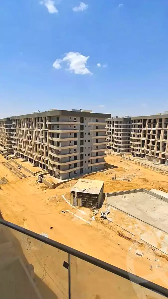 https://aqarmap.com.eg/ar/listing/7151893-for-sale-cairo-new-administrative-capital-r7-midtown-condo