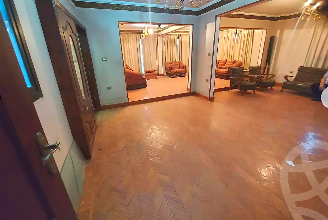 https://aqarmap.com.eg/en/listing/7151907-for-sale-cairo-helwan-helwan-el-sharkeya-borhan-st