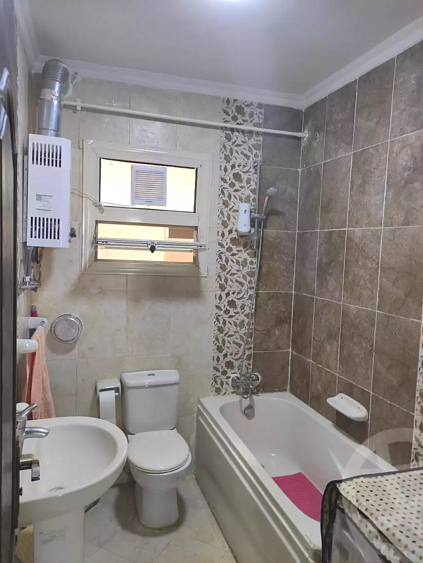 https://aqarmap.com.eg/en/listing/7152096-for-rent-cairo-6th-of-october-hadaeq-october-compounds-dar-misr