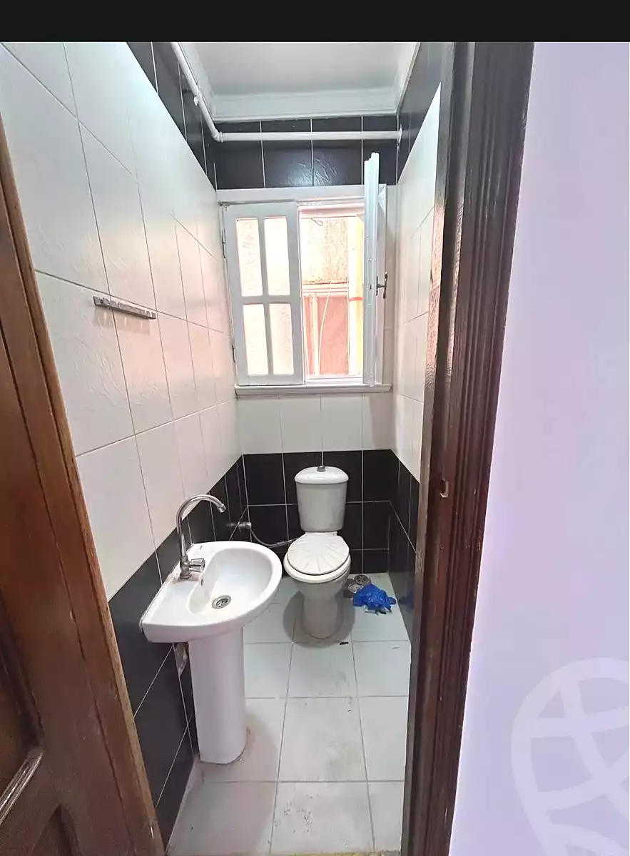 https://aqarmap.com.eg/ar/listing/7152102-for-sale-alexandria-sydy-bshr-sydy-bshr-bhry