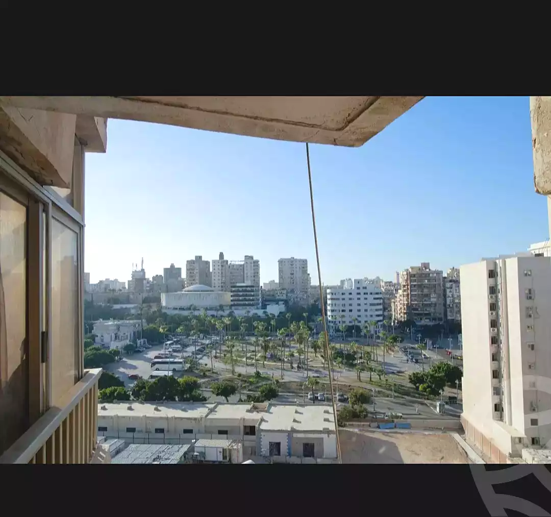 https://aqarmap.com.eg/ar/listing/7152140-for-rent-alexandria-moharram-bey