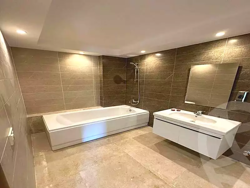 https://aqarmap.com.eg/en/listing/7152221-for-sale-cairo-el-shorouk-compounds-aljar-british-district-compound