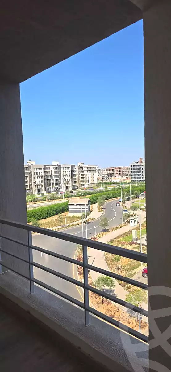 https://aqarmap.com.eg/ar/listing/7152531-for-rent-cairo-el-sheikh-zayed-city-compounds-jn-2