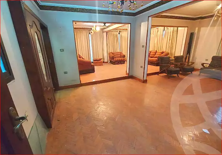 https://aqarmap.com.eg/en/listing/7152633-for-sale-cairo-helwan-helwan-el-sharkeya-borhan-st