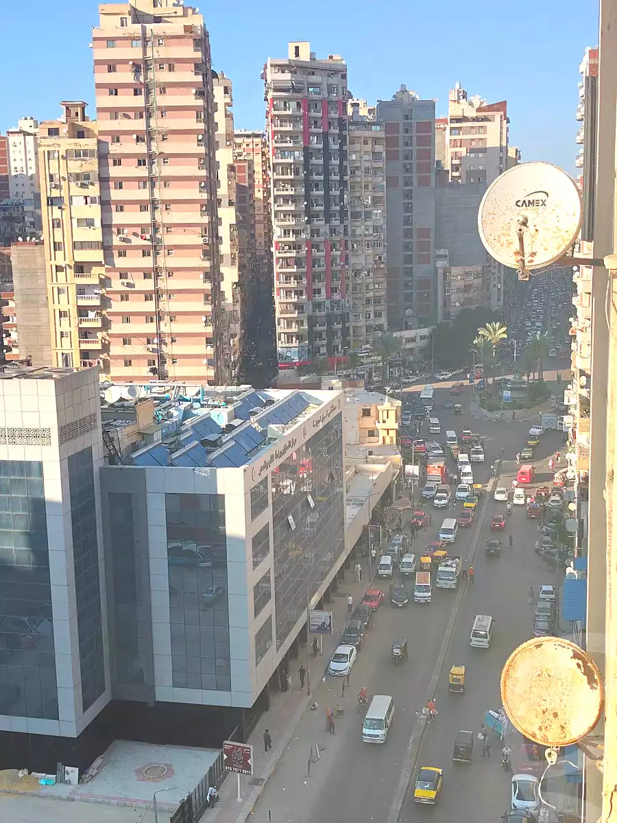 https://aqarmap.com.eg/ar/listing/7152824-for-sale-alexandria-sydy-bshr-sydy-bshr-bhry-gamal-abd-el-nasir-st
