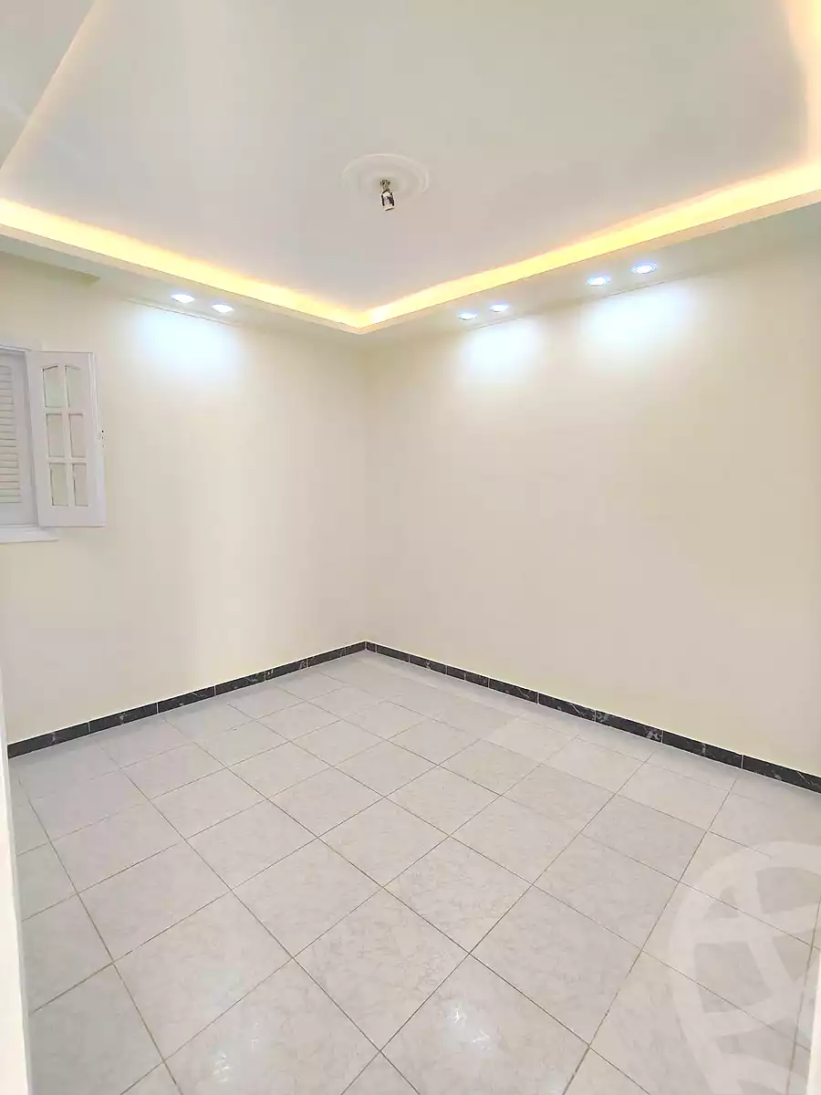 https://aqarmap.com.eg/ar/listing/7152824-for-sale-alexandria-sydy-bshr-sydy-bshr-bhry-gamal-abd-el-nasir-st
