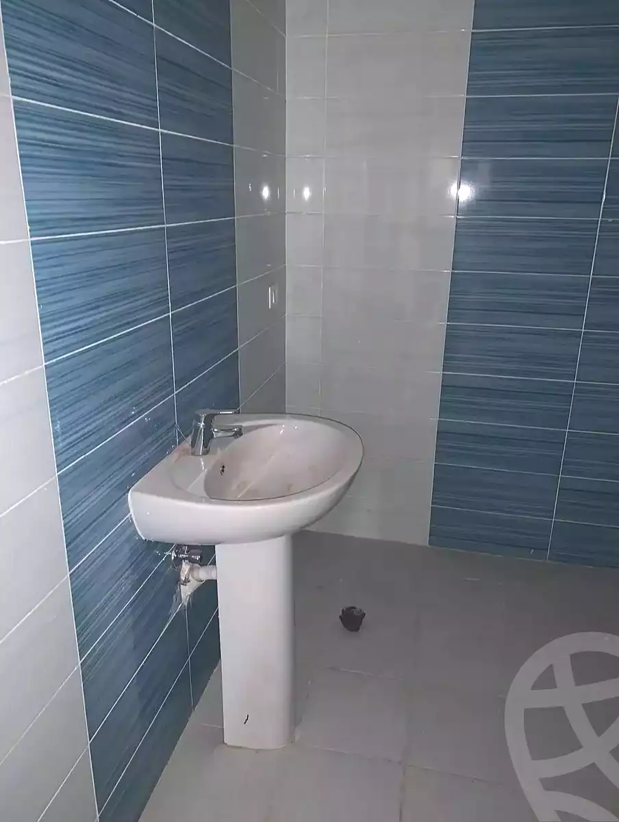 https://aqarmap.com.eg/ar/listing/7153143-for-sale-alexandria-lsywf-city-light-compound