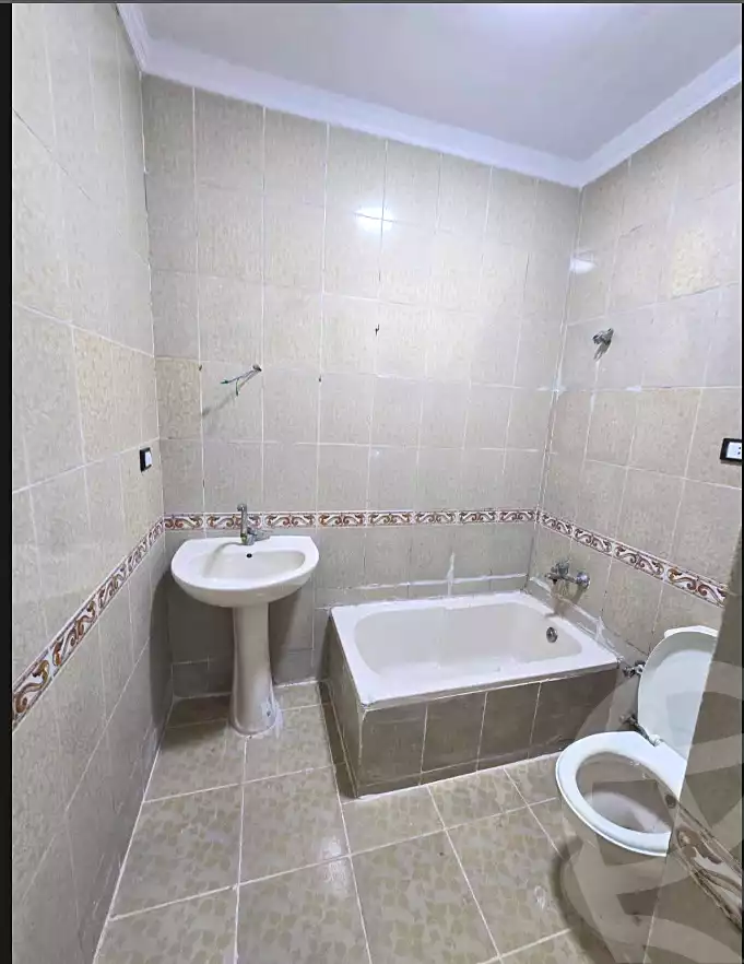 https://aqarmap.com.eg/en/listing/7153296-for-sale-alexandria-al-agamy-shataa-el-nakheel