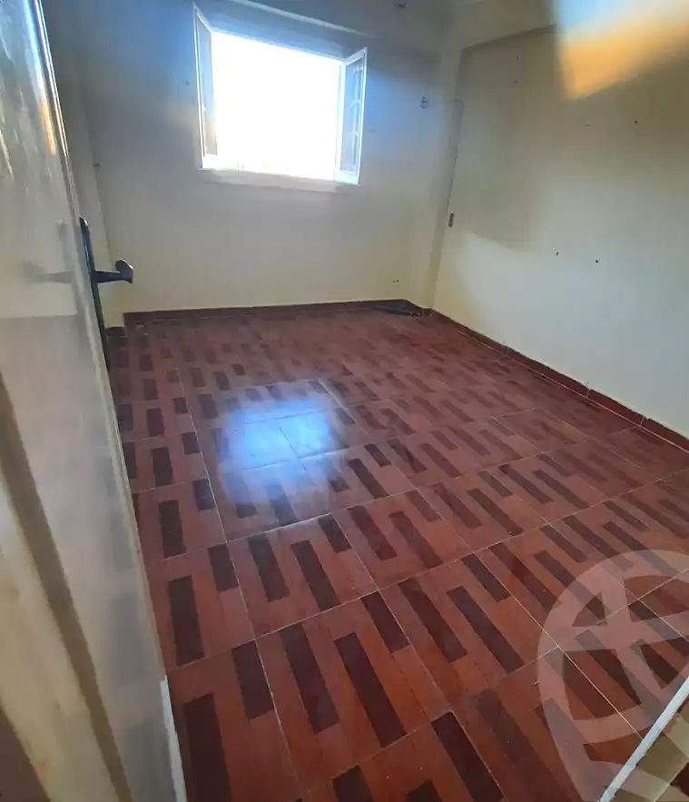 https://aqarmap.com.eg/ar/listing/7153321-for-sale-alexandria-al-agamy-el-hanouvel-al-asdakaa-st