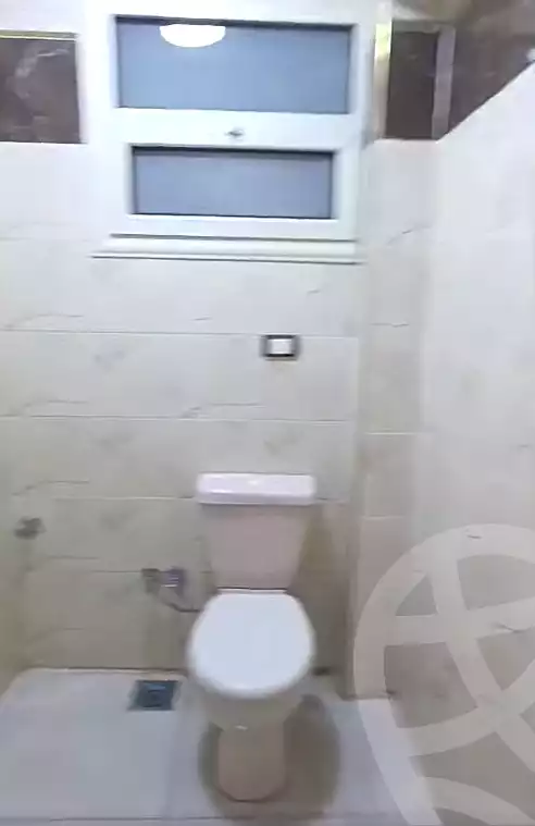 https://aqarmap.com.eg/en/listing/7153809-for-sale-cairo-helwan-hadayek-helwan-nile-corniche-st