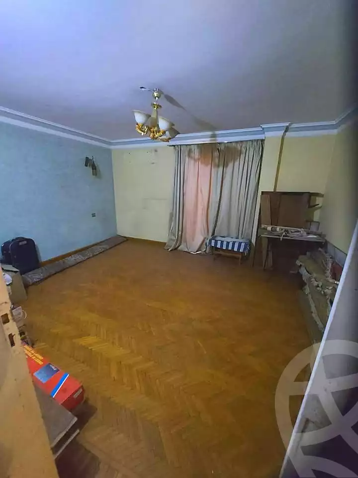 https://aqarmap.com.eg/en/listing/7154138-for-sale-cairo-helwan-helwan-el-sharkeya-borhan-st